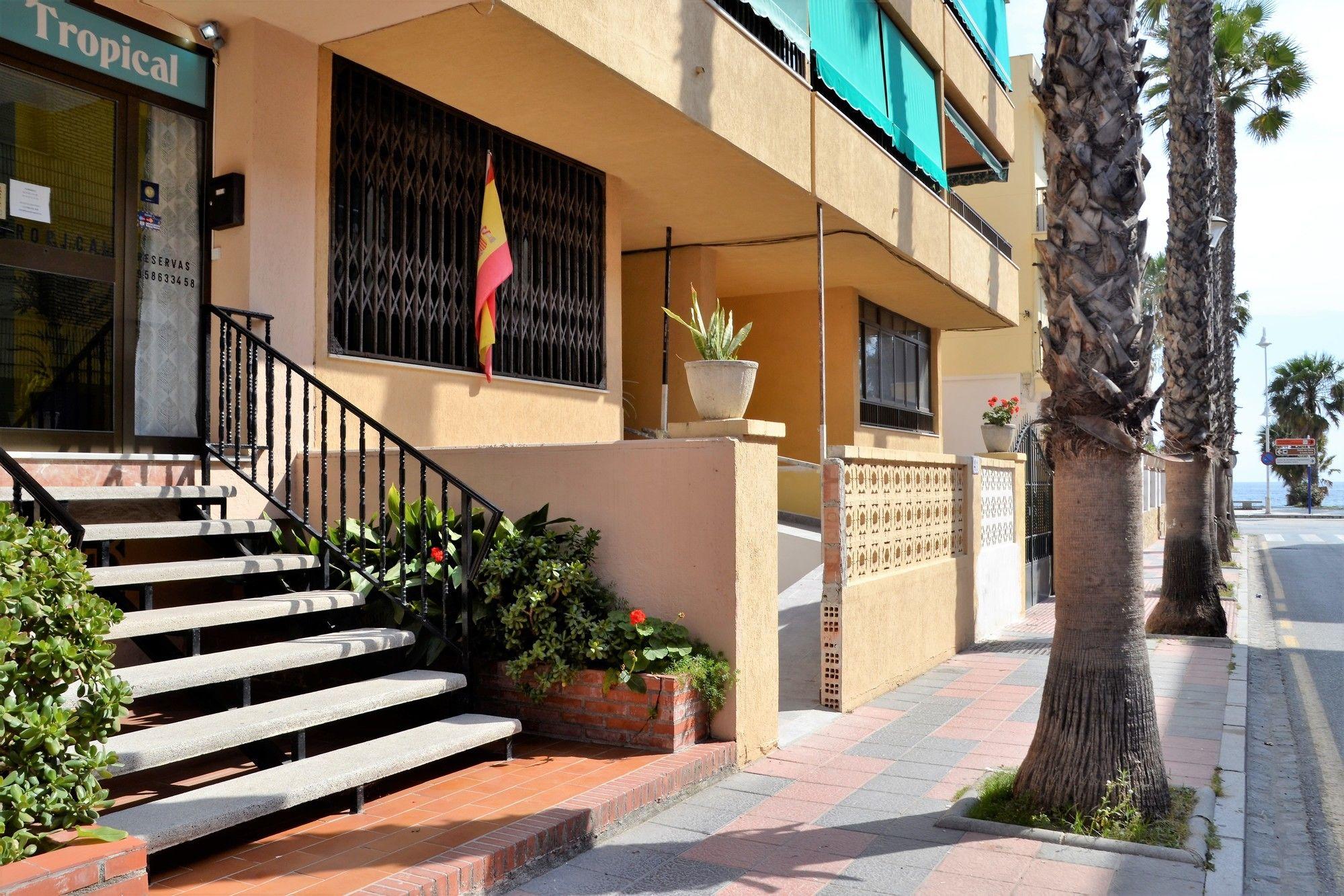 Hostal Tropical Almuñécar Zewnętrze zdjęcie