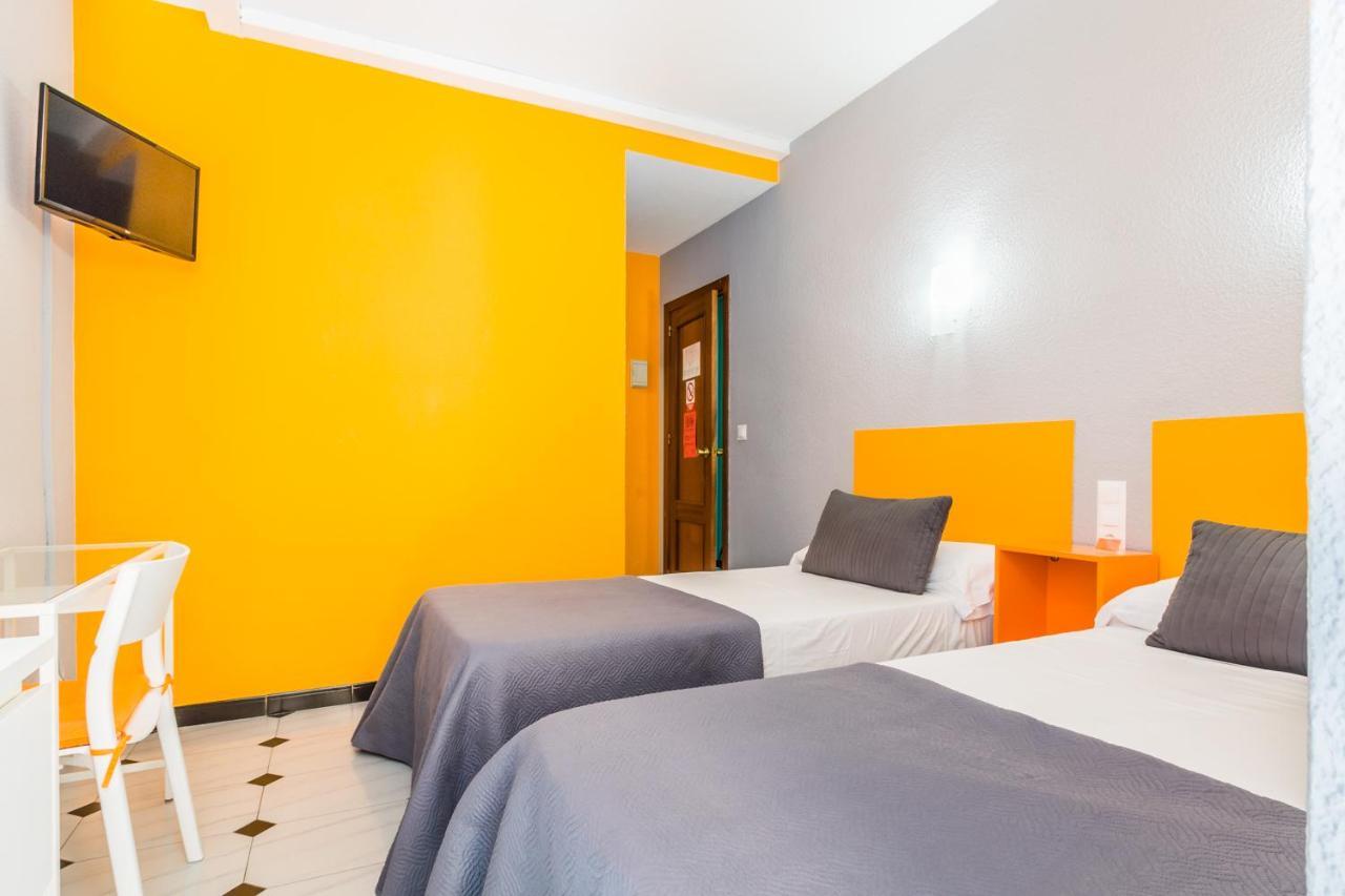 Hostal Tropical Almuñécar Zewnętrze zdjęcie