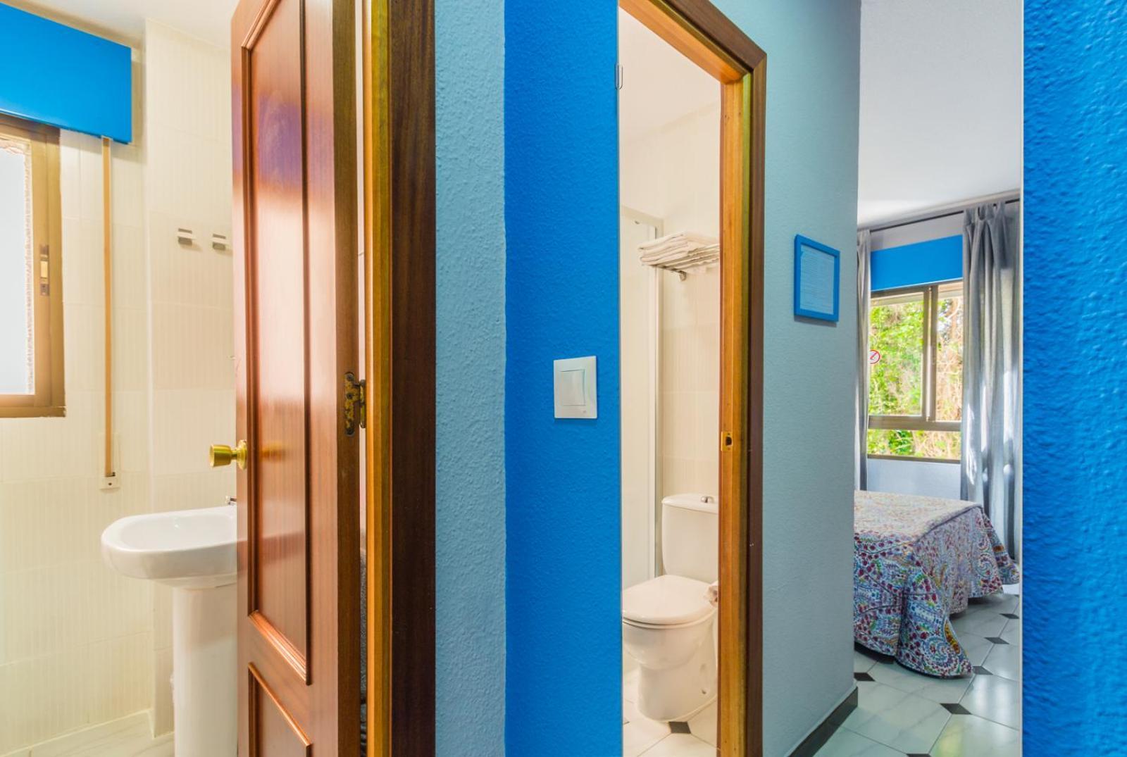 Hostal Tropical Almuñécar Zewnętrze zdjęcie