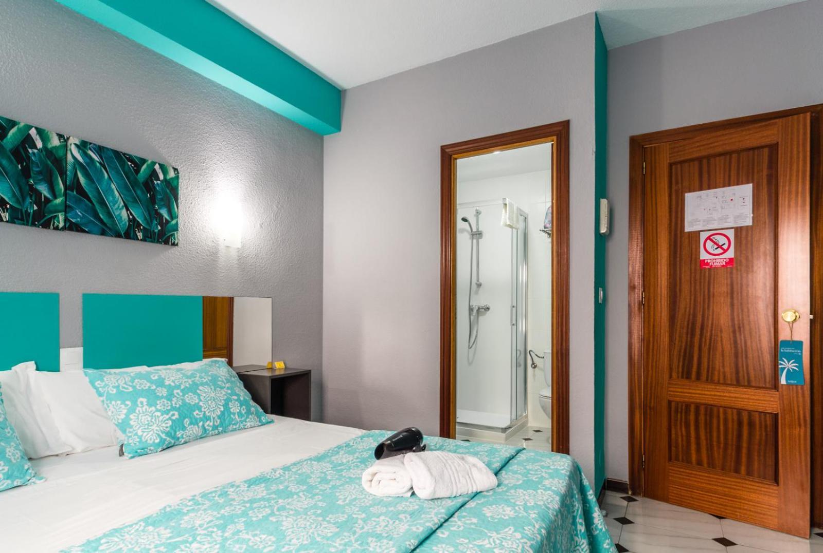 Hostal Tropical Almuñécar Zewnętrze zdjęcie