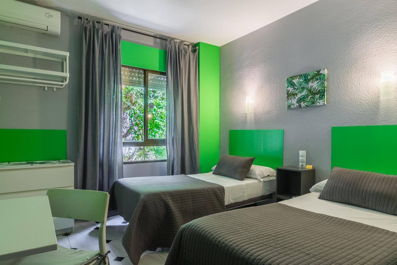 Hostal Tropical Almuñécar Zewnętrze zdjęcie