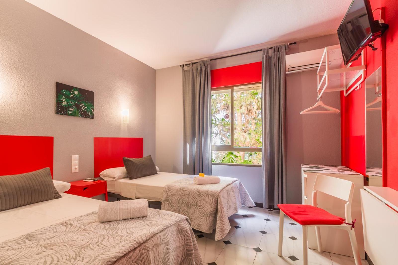 Hostal Tropical Almuñécar Zewnętrze zdjęcie