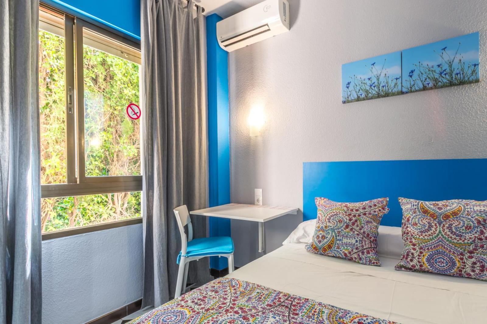 Hostal Tropical Almuñécar Zewnętrze zdjęcie